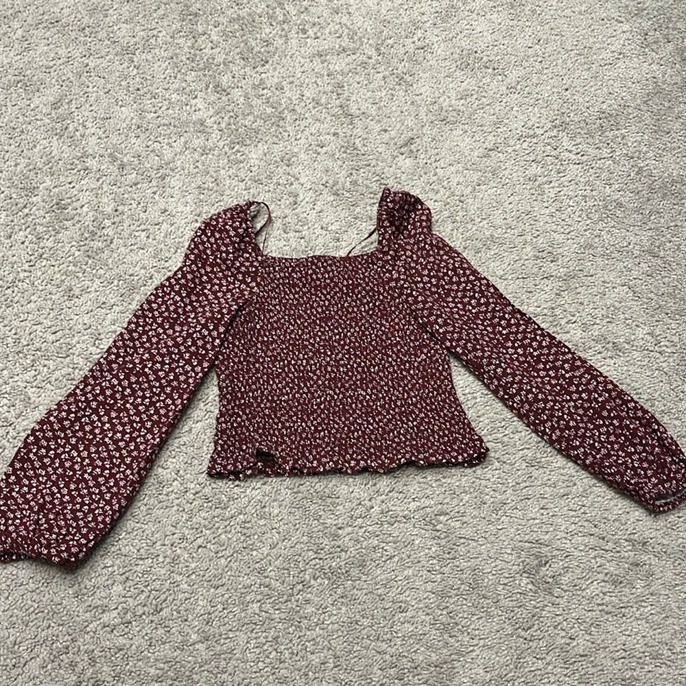 Copper Key boho style blouse. Floral print. Burgundy.